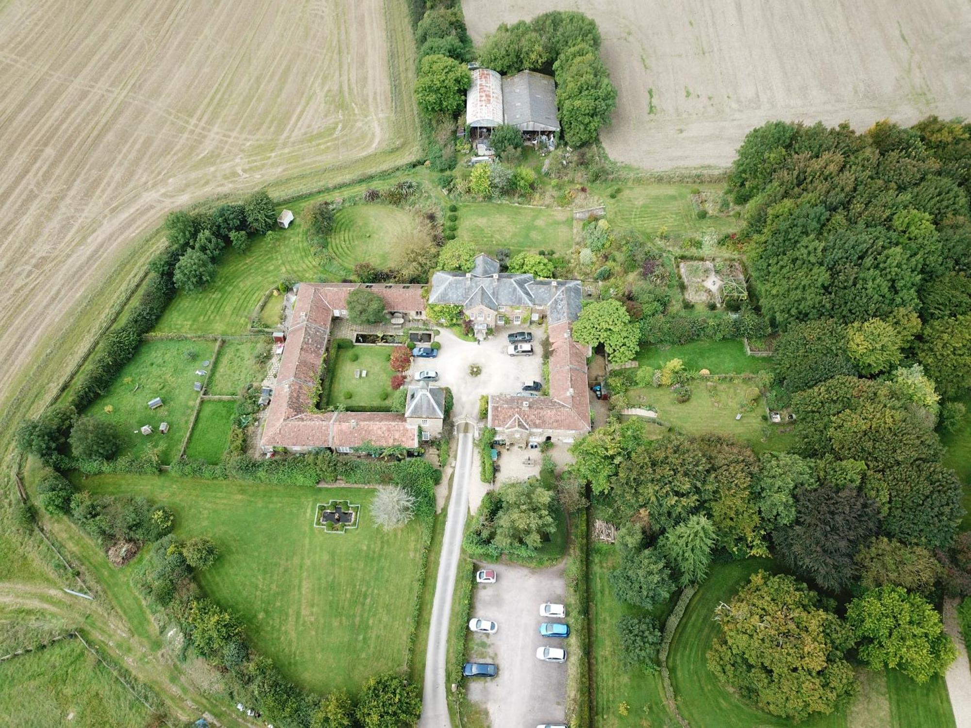 Bed and Breakfast West Compton Manor Maiden Newton Esterno foto